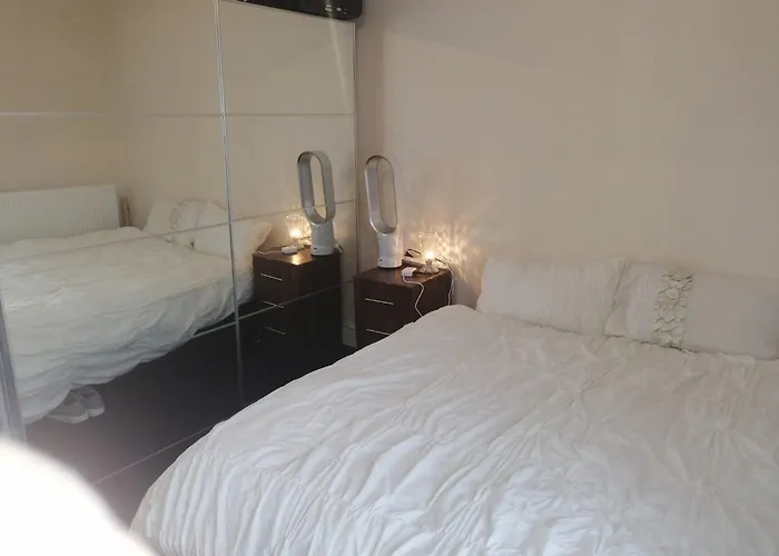 Charming To Rent With Shared Facilities