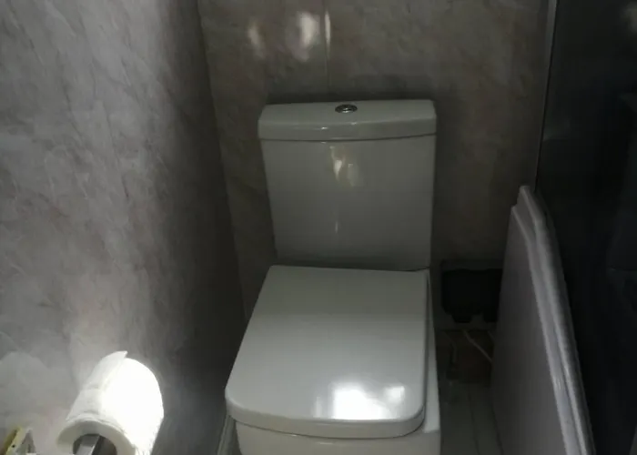 Charming To Rent With Shared Facilities * בראדפורד